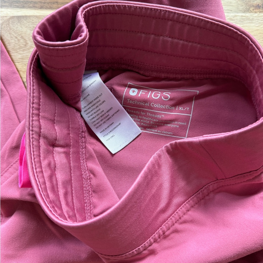 Women's Pink Scrub Bottoms - Picture 2 of 3
